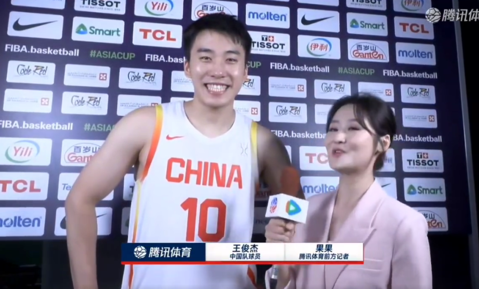 中国男篮以, 小将王俊杰 中国男篮以, 小将王俊杰