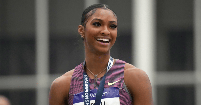 将获得晋级, 锦赛的中国