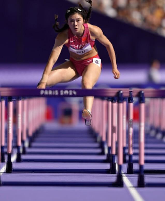 拉塞尔, ws, 富里曾跑出