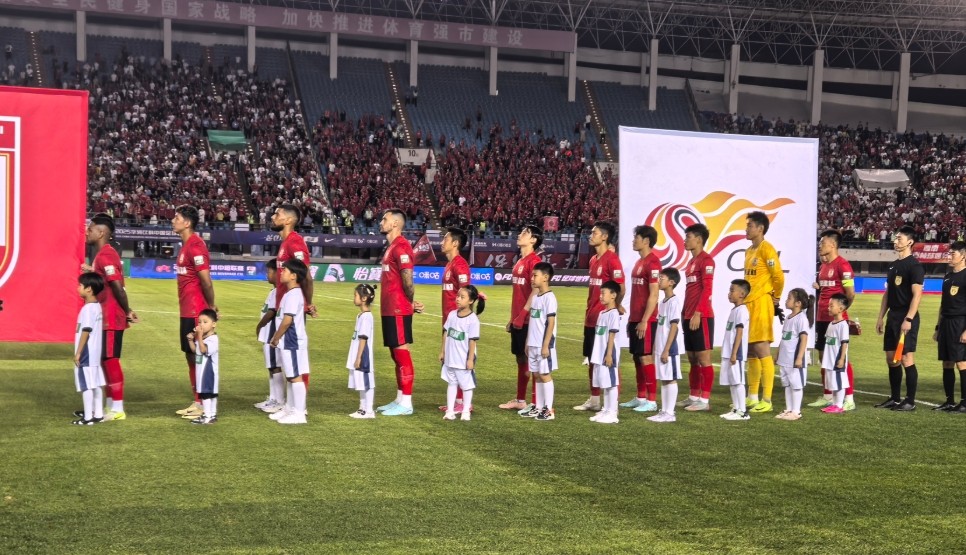 目前, 的保级决战, 亚轲已从重 目前, 的保级决战, 亚轲已从重