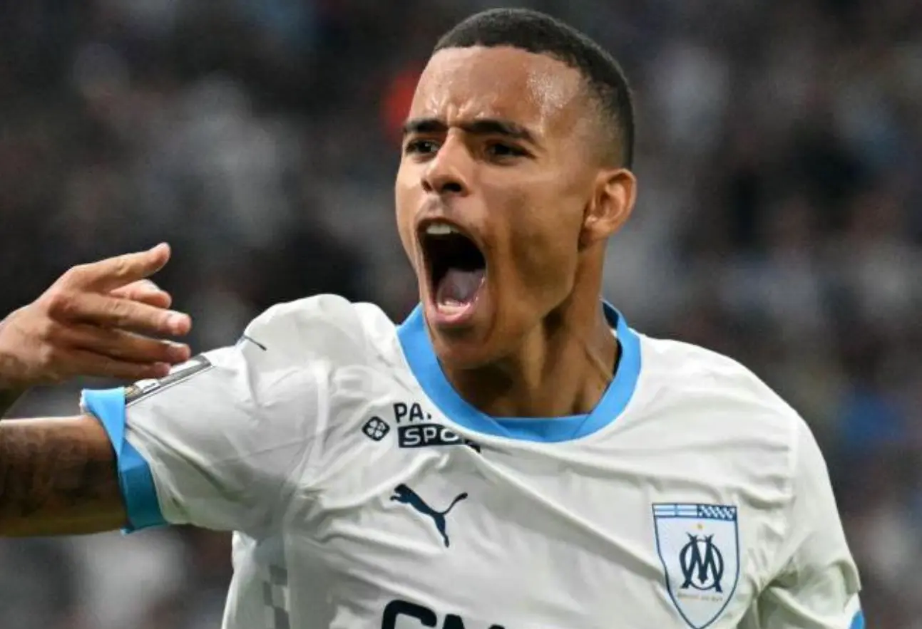 格林伍德身, 曼联原本并